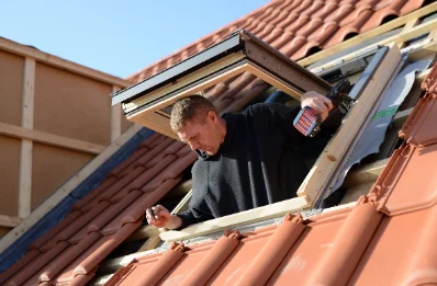 Pose de fenêtres de toit Velux à Dampjoux